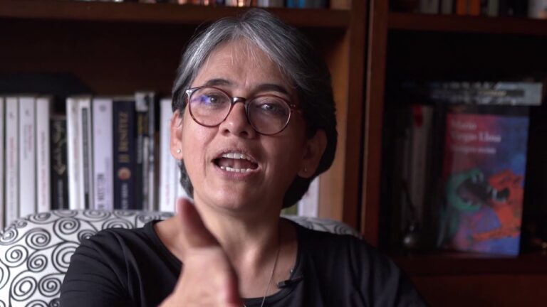 En el Filo de la Navaja: La Perspectiva de Yolanda Ruiz