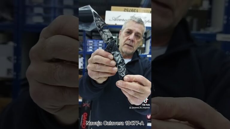 Navaja de Calavera: Arte y Funcionalidad en un Solo Dise&ntilde;o