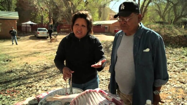 Costumbres de la Tribu Navajo: Tradici&oacute;n y Significado